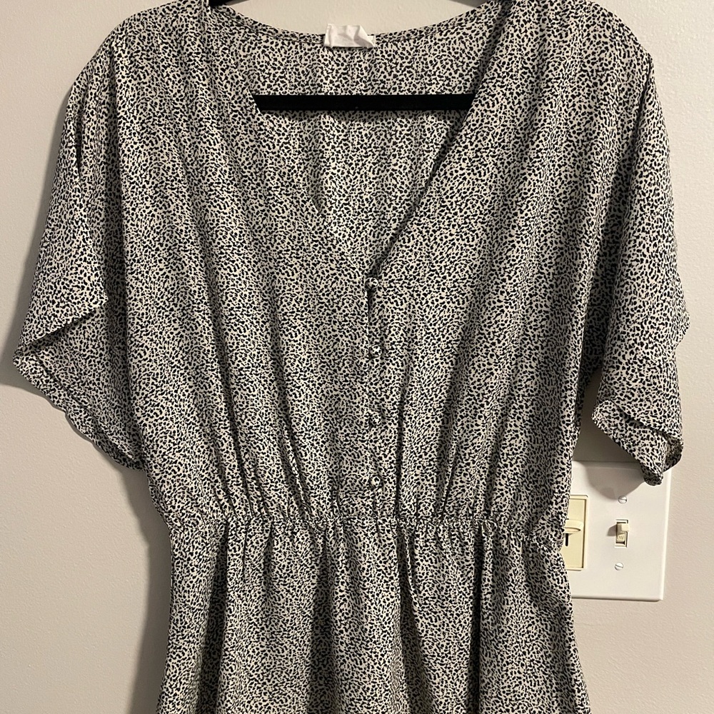 Sienna Sky Women's Black and White Patterned Top